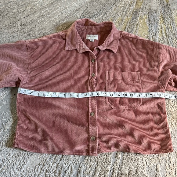 American eagle cropped corduroy button down shirt pink maeve collar pocket small - Picture 6 of 9